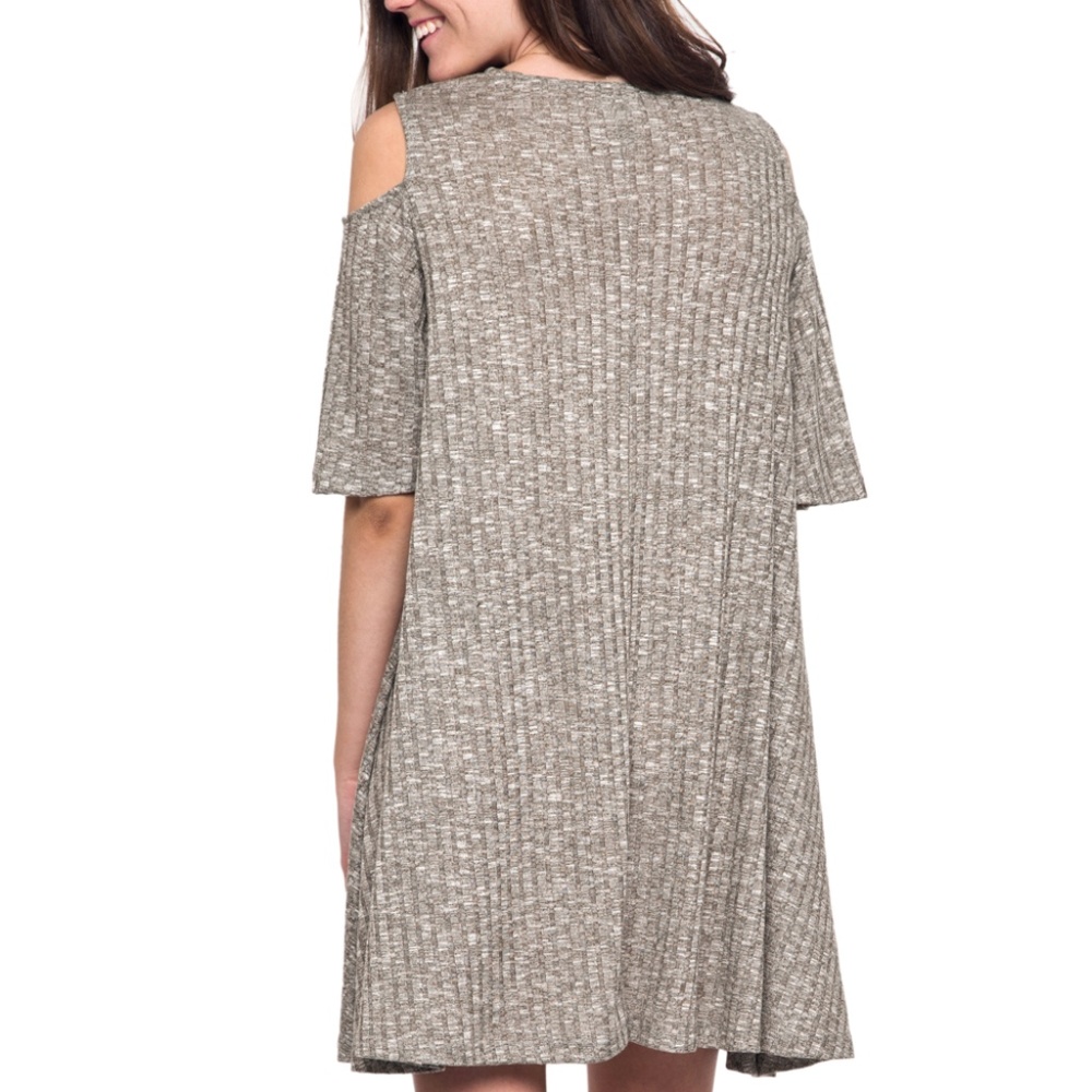 CUTOUT SWEATER DRESS - Picture 4 of 4